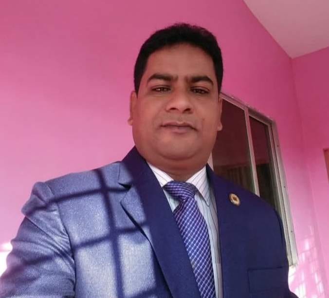 নওগাঁর মান্দায় ভাইরাল প্রধান শিক্ষকের বিরুদ্ধে অবশেষে ধর্ষণের মামলা